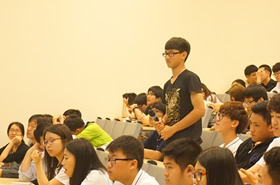 青春有你，一路同行